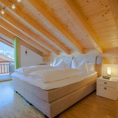 Rundblick Apartman *