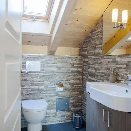 Rundblick 아파트 파르한트